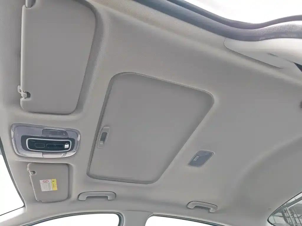 Hyundai Elantra 2023 1.5L CVT GLX Elite Edition — миниатюра 14