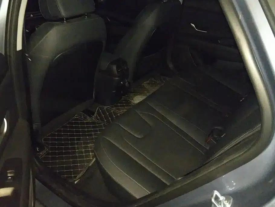 Hyundai Elantra 2023 1.5L CVT GLX Elite Edition — миниатюра 11
