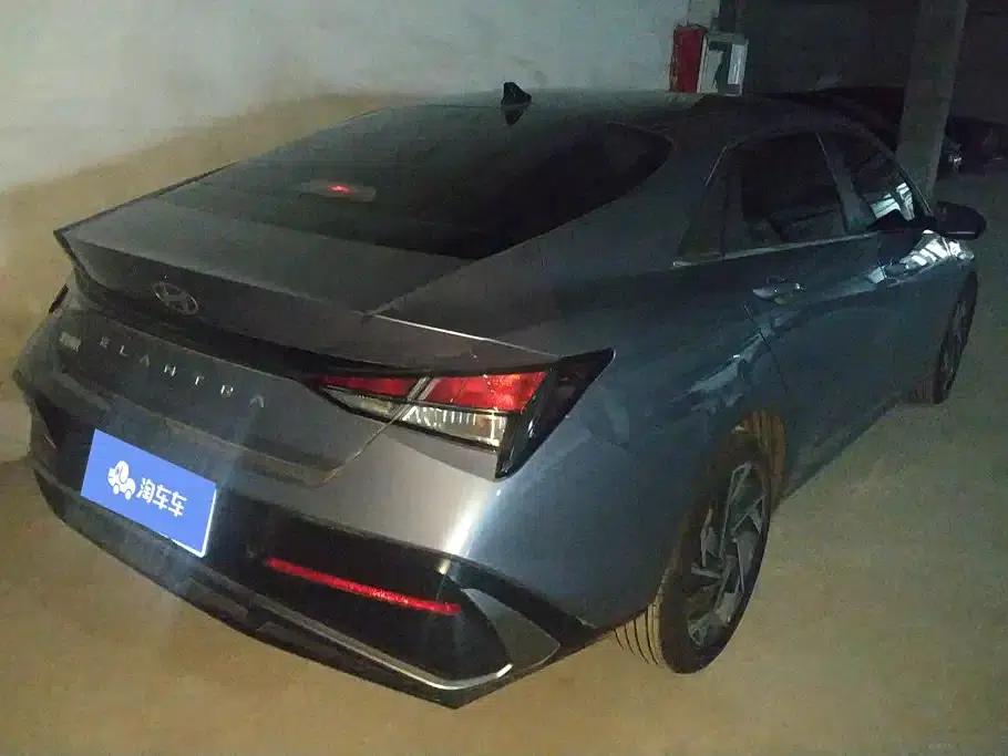 Hyundai Elantra 2023 1.5L CVT GLX Elite Edition — миниатюра 3