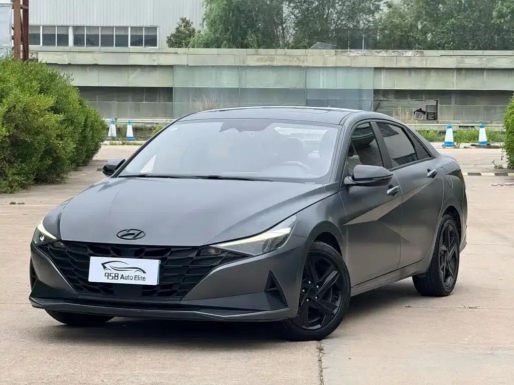 Hyundai Elantra 2022 1.5L CVT 20th Anniversary Edition — миниатюра 1