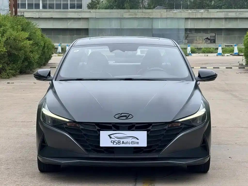 Hyundai Elantra 2022 1.5L CVT 20th Anniversary Edition — миниатюра 2