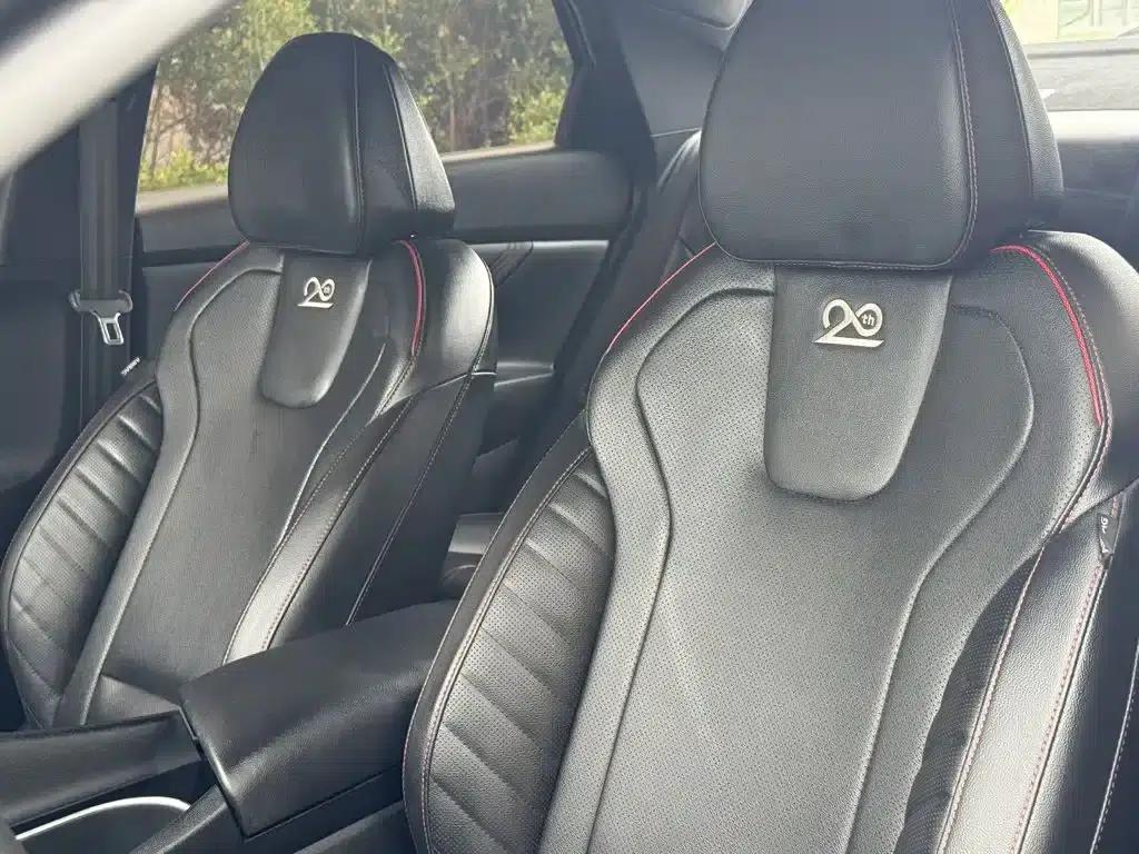Hyundai Elantra 2022 1.5L CVT 20th Anniversary Edition — миниатюра 9