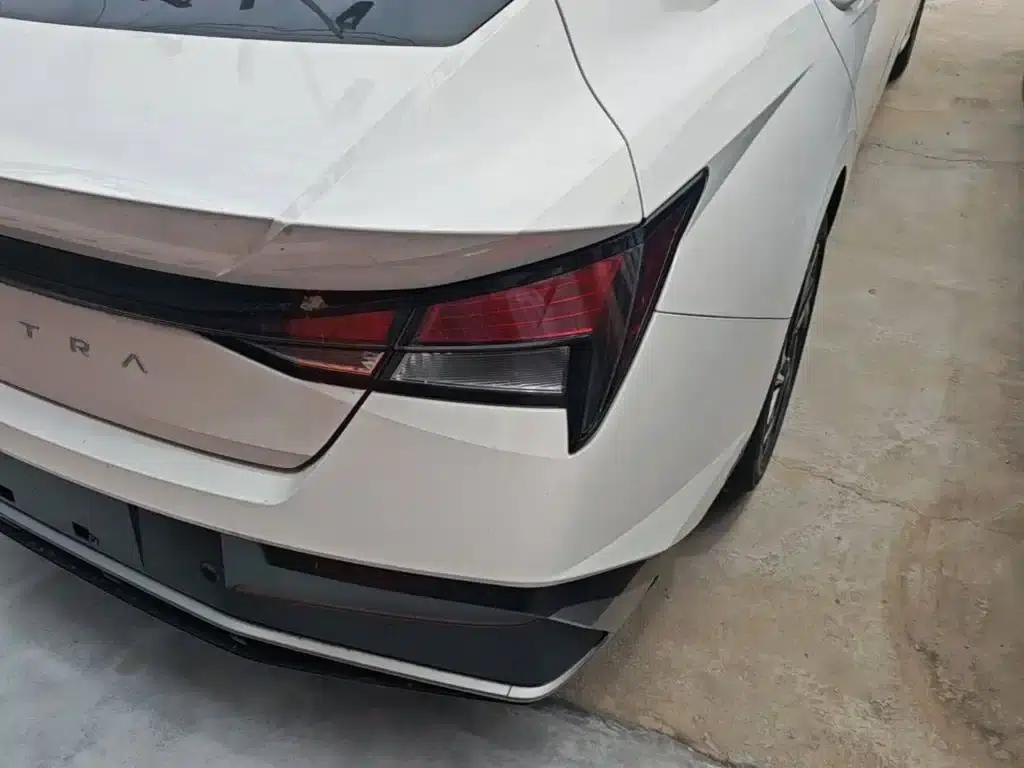 Hyundai Elantra 2023 1.5L CVT GLX Elite Edition — миниатюра 8