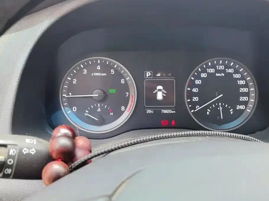 Tucson 2015 1.6T Dual-Clutch Two-Wheel Drive Intelligent Model — миниатюра 14