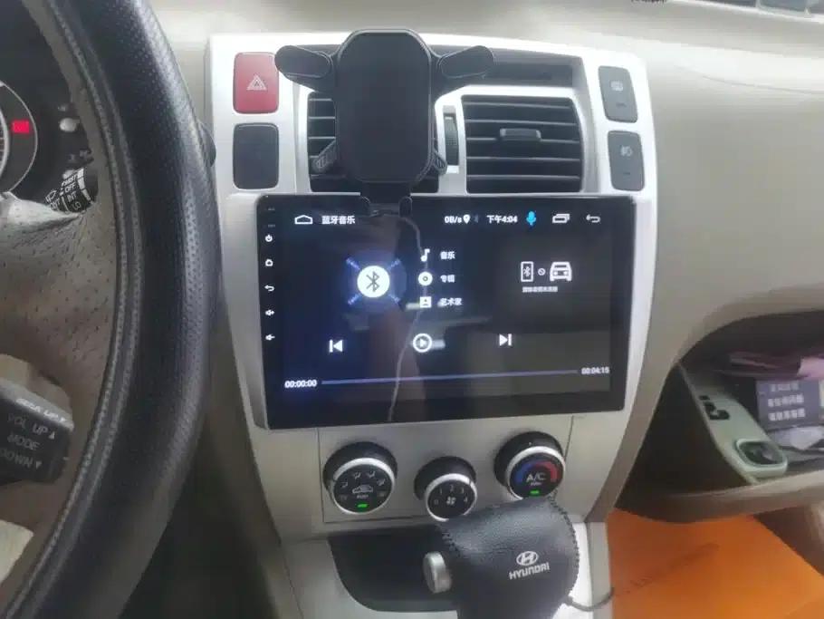 Tucson 2013 2.0L Automatic 2WD Comfort Model — миниатюра 13