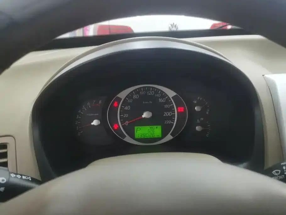 Tucson 2013 2.0L Automatic 2WD Comfort Model — миниатюра 14