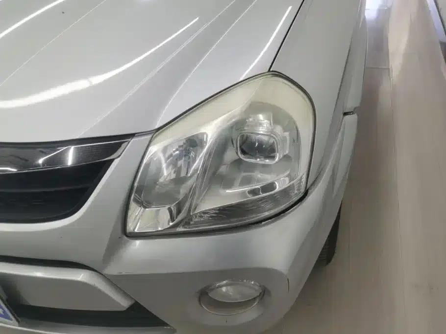 Tucson 2013 2.0L Automatic 2WD Comfort Model — миниатюра 5