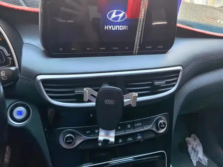 Tucson 2019 280TGDi Dual-Clutch Two-Wheel Drive Fashion Edition (National V Emission Standard) — миниатюра 13