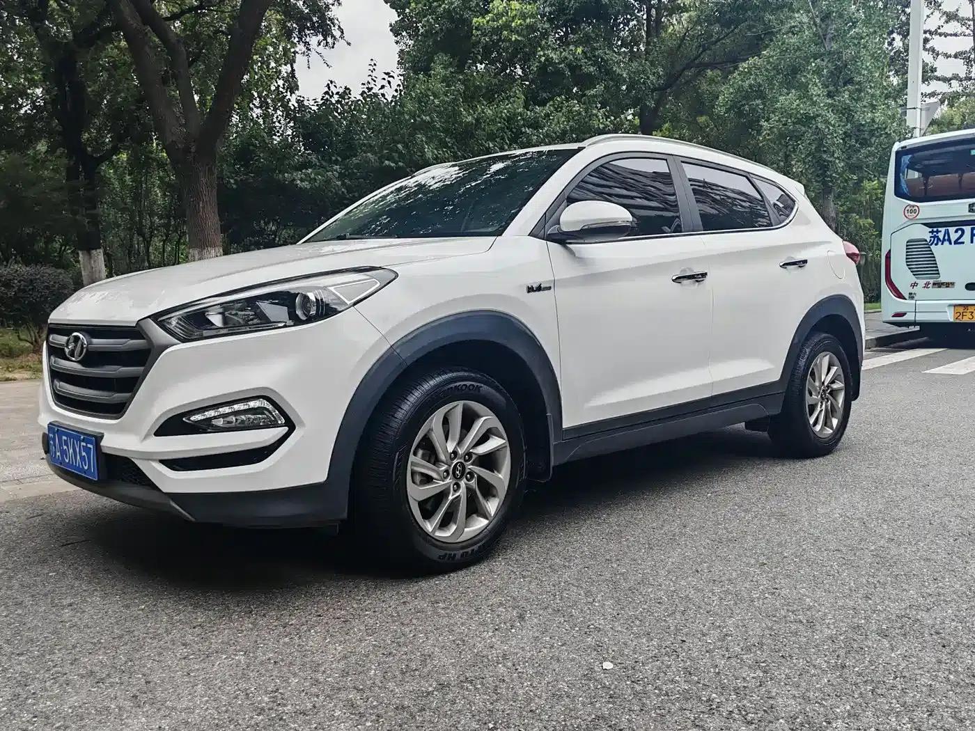 Tucson 2015 1.6T Dual-Clutch Two-Wheel Drive Intelligent Model — миниатюра 1