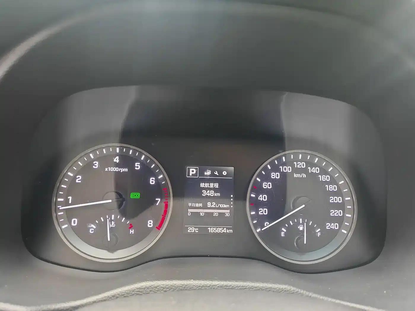 Tucson 2015 1.6T Dual-Clutch Two-Wheel Drive Intelligent Model — миниатюра 9