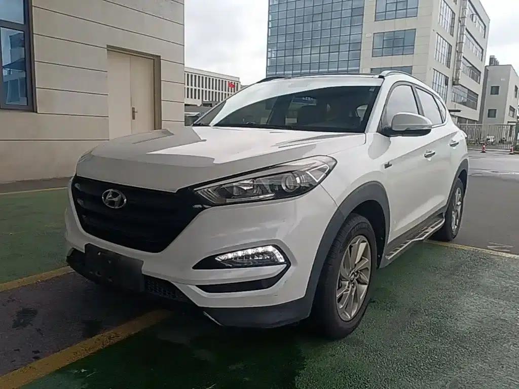 Tucson 2015 1.6T Dual-Clutch Two-Wheel Drive Intelligent Model — миниатюра 1