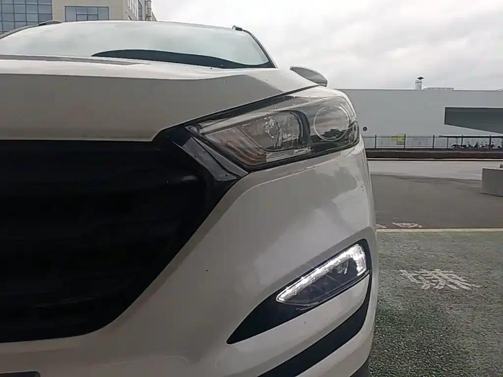Tucson 2015 1.6T Dual-Clutch Two-Wheel Drive Intelligent Model — миниатюра 24