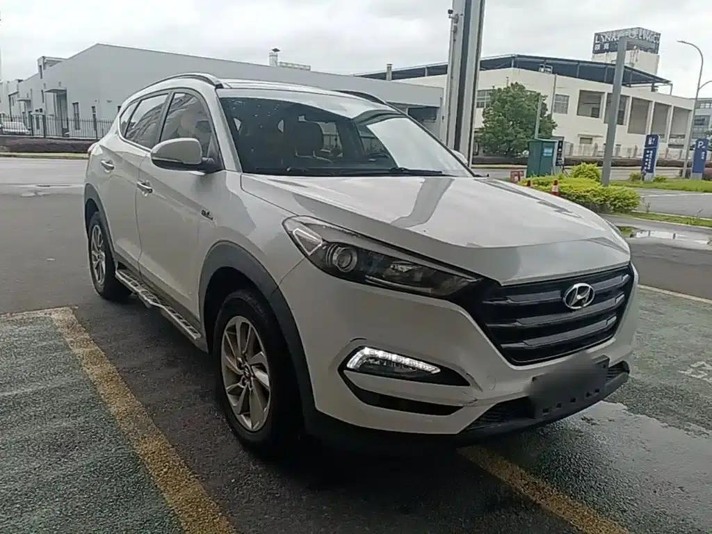 Tucson 2015 1.6T Dual-Clutch Two-Wheel Drive Intelligent Model — миниатюра 4