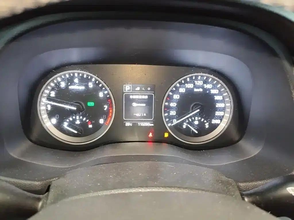 Tucson 2015 1.6T Dual-Clutch Two-Wheel Drive Intelligent Model — миниатюра 4