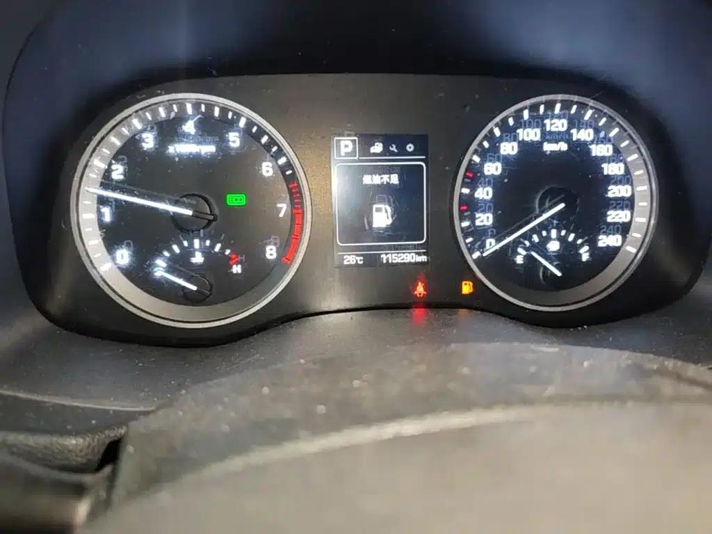 Tucson 2015 1.6T Dual-Clutch Two-Wheel Drive Intelligent Model — миниатюра 5