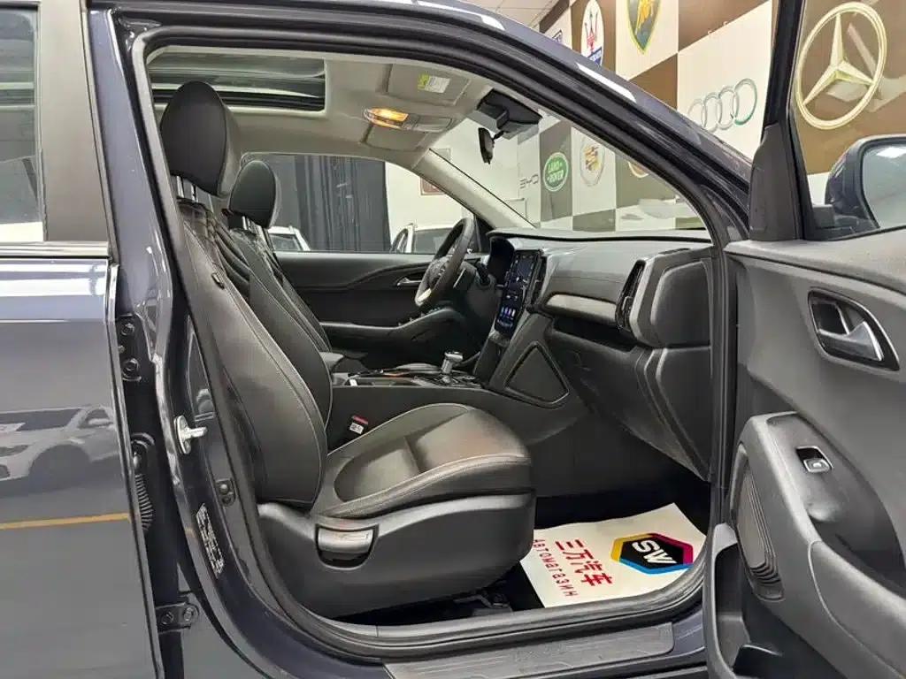 Beijing Hyundai ix35 2021 240TGDi DCT 2WD TOP Flagship Edition — миниатюра 10