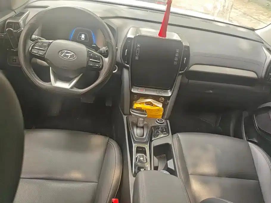 Beijing Hyundai ix35 2021 2.0L Automatic 2WD GLS Leading Edition — миниатюра 12