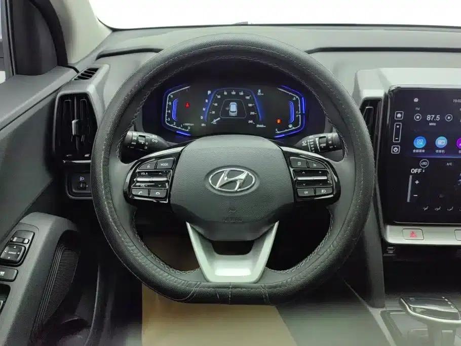 Beijing Hyundai ix35 2021 2.0L Automatic 2WD GLS Leading Edition — миниатюра 15