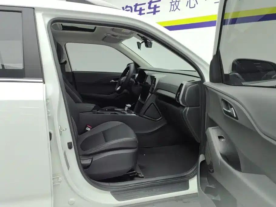 Beijing Hyundai ix35 2021 2.0L Automatic 2WD GLS Leading Edition — миниатюра 8