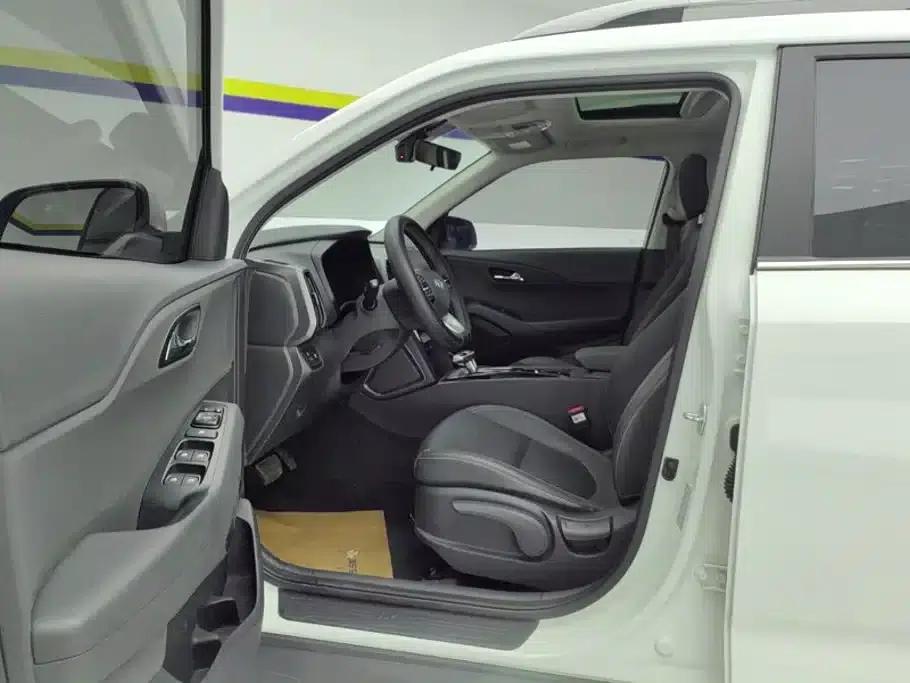 Beijing Hyundai ix35 2021 2.0L Automatic 2WD GLS Leading Edition — миниатюра 9