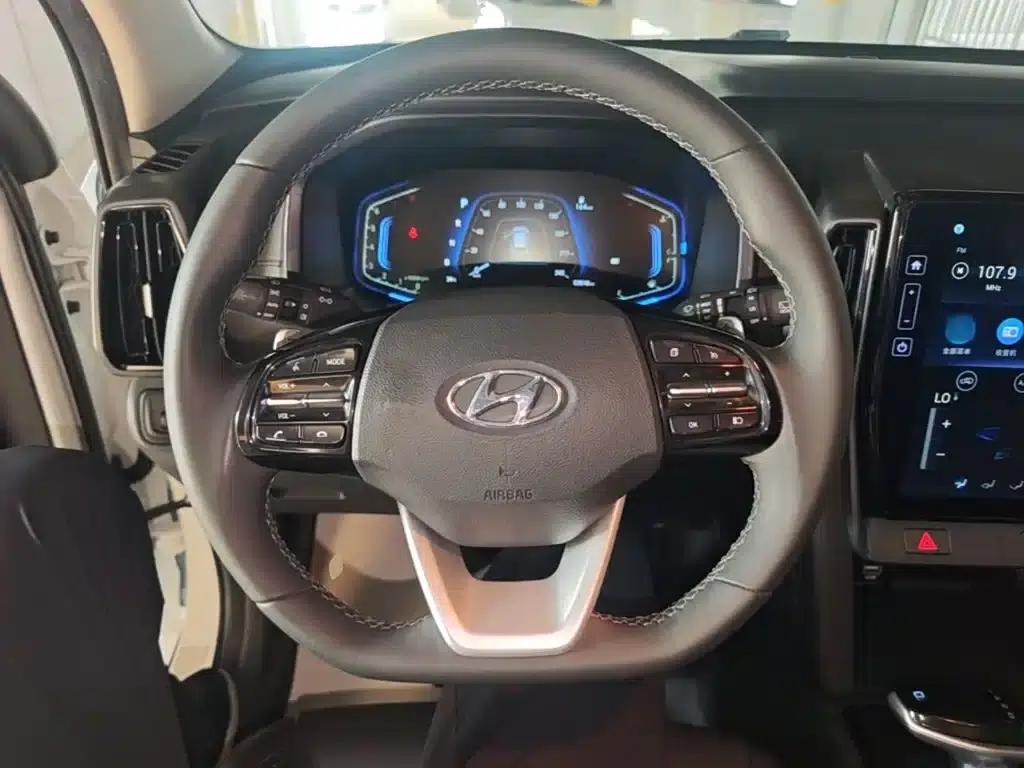 Beijing Hyundai ix35 2021 240TGDi DCT 2WD GLS Leading Edition — миниатюра 11