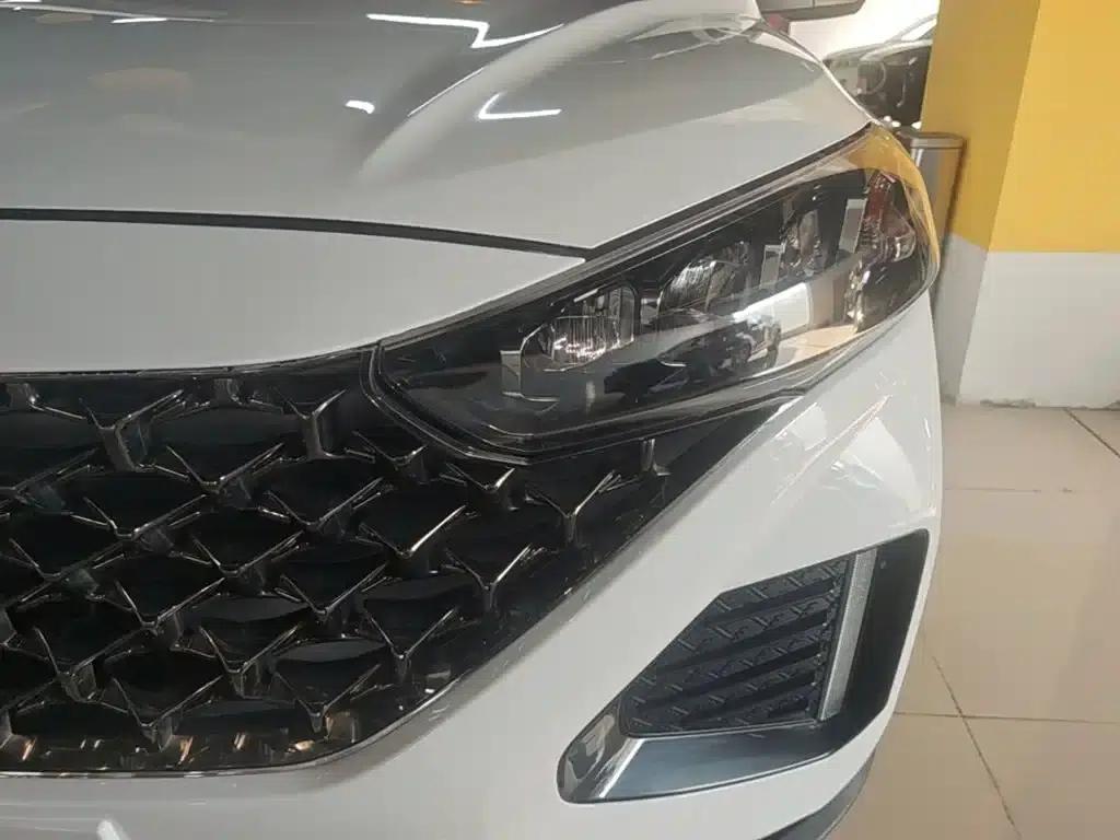 Beijing Hyundai ix35 2021 240TGDi DCT 2WD GLS Leading Edition — миниатюра 24