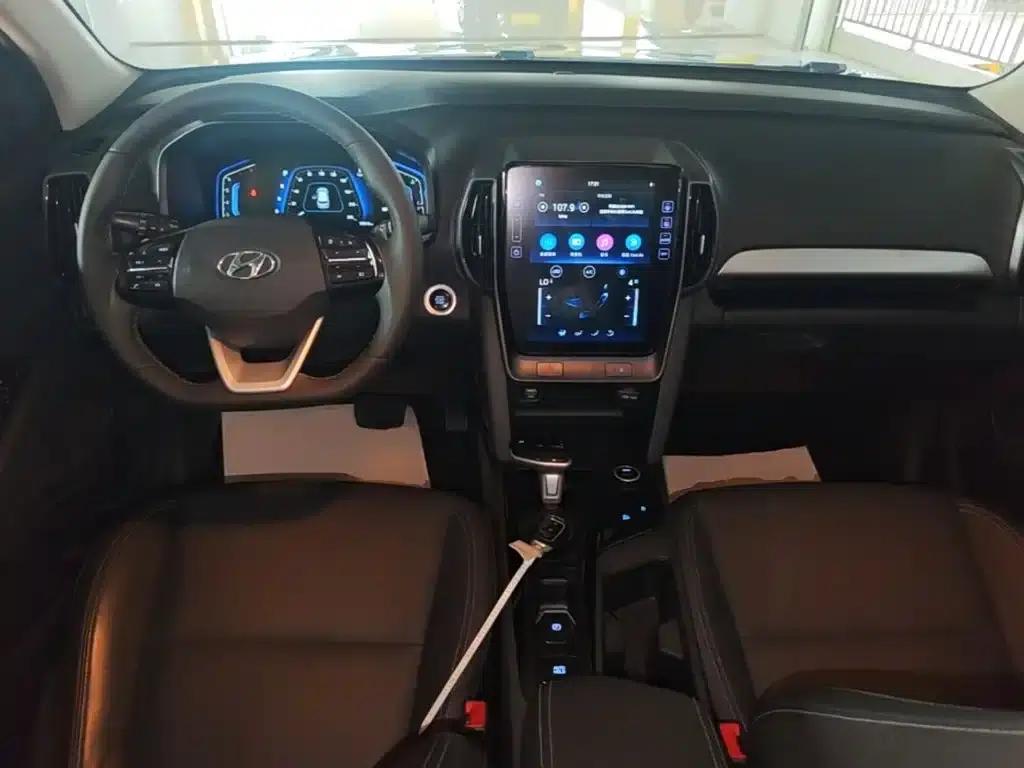 Beijing Hyundai ix35 2021 240TGDi DCT 2WD GLS Leading Edition — миниатюра 10