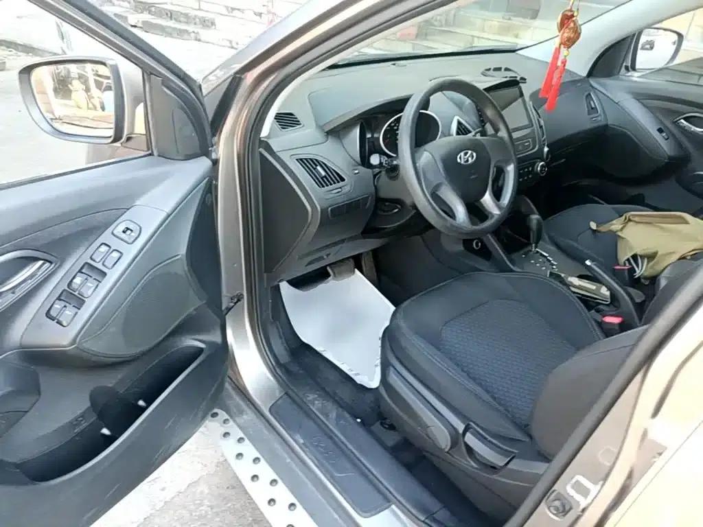 Beijing Hyundai ix35 2015 2.0L Automatic 2WD Comfort Model (National IV Emission Standard) — миниатюра 16