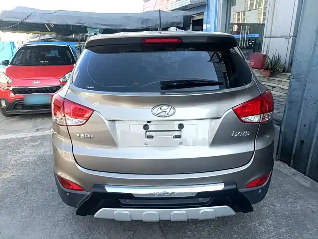 Beijing Hyundai ix35 2015 2.0L Automatic 2WD Comfort Model (National IV Emission Standard) — миниатюра 6