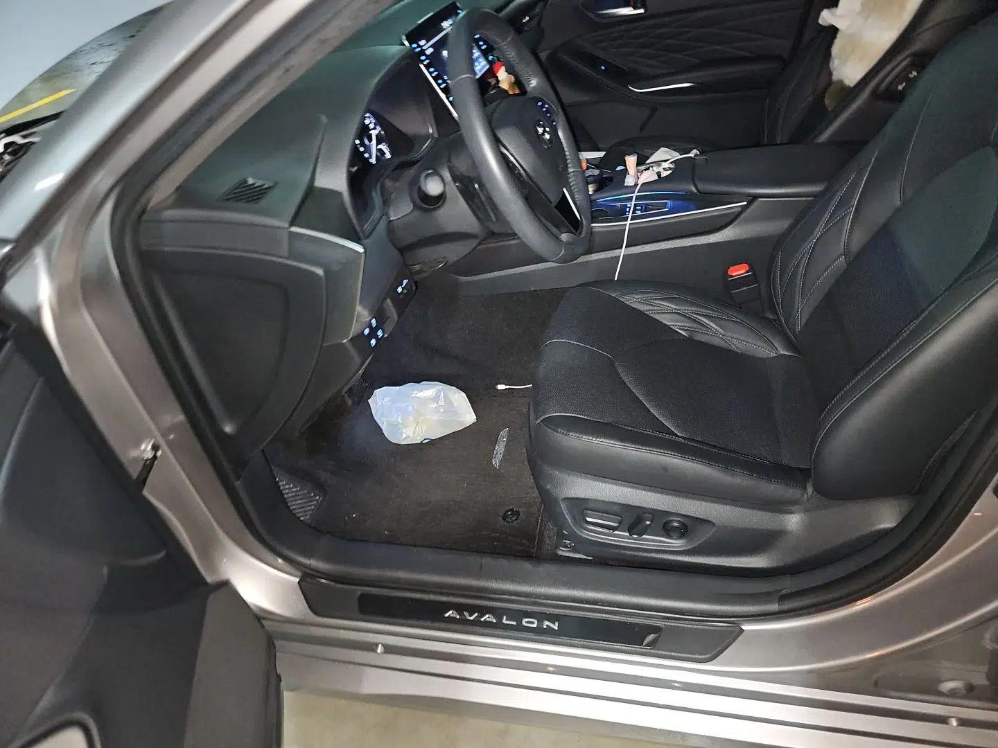 Toyota Avalon 2019 2.5L Touring Premium Version China VI Standard — миниатюра 16