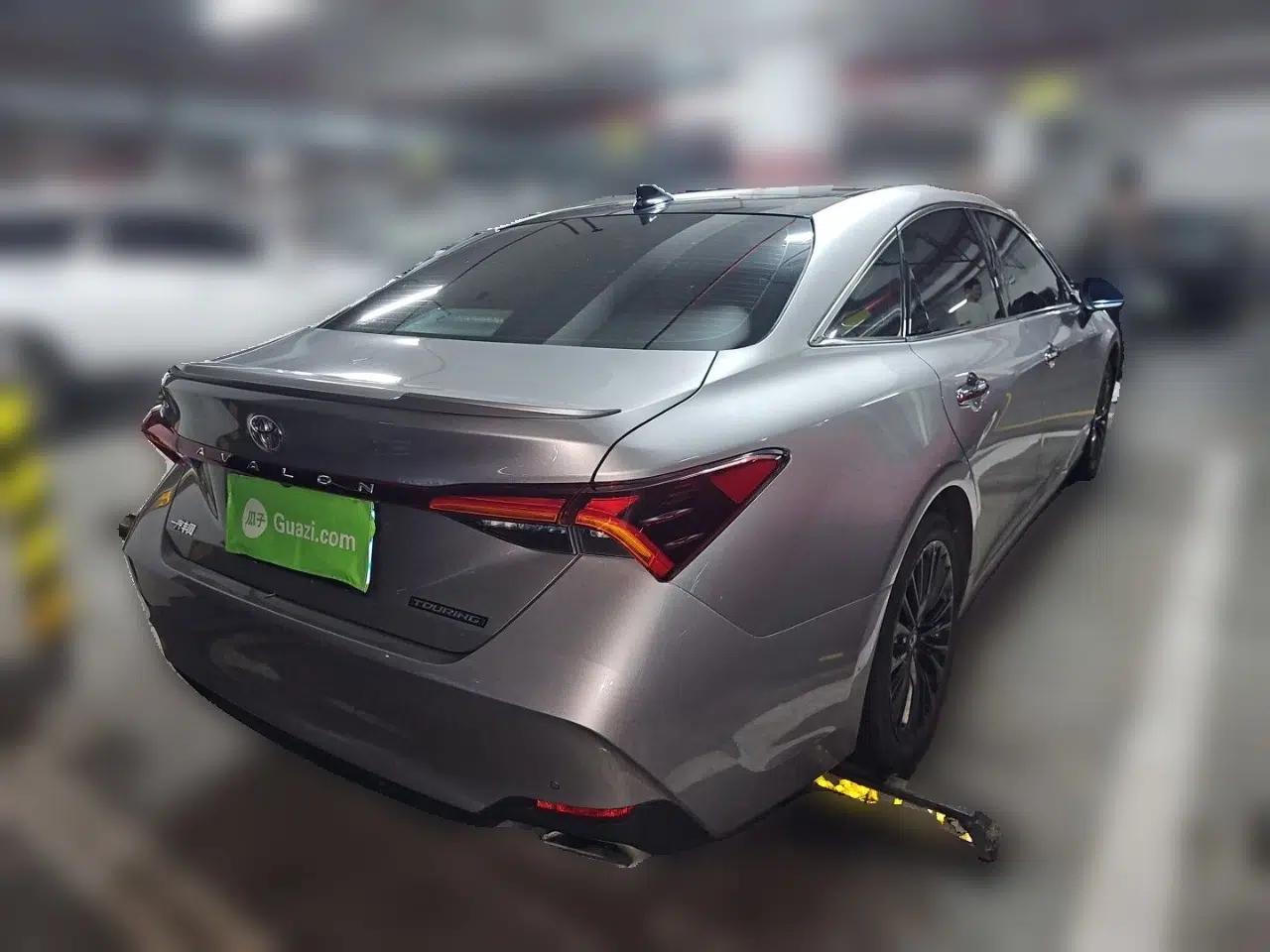 Toyota Avalon 2019 2.5L Touring Premium Version China VI Standard — миниатюра 6