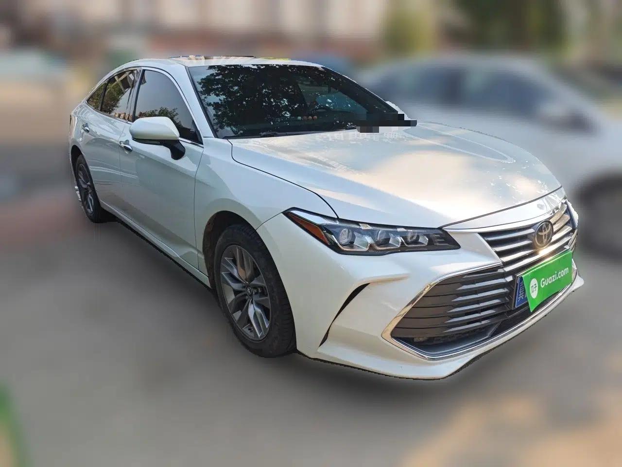 Toyota Avalon 2019 2.0L Luxury Edition China VI Standard — миниатюра 3