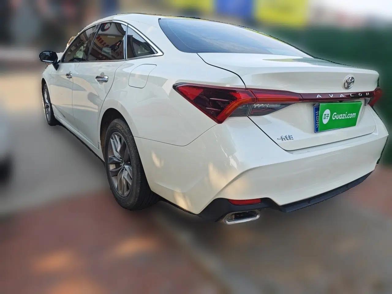 Toyota Avalon 2019 2.0L Luxury Edition China VI Standard — миниатюра 4