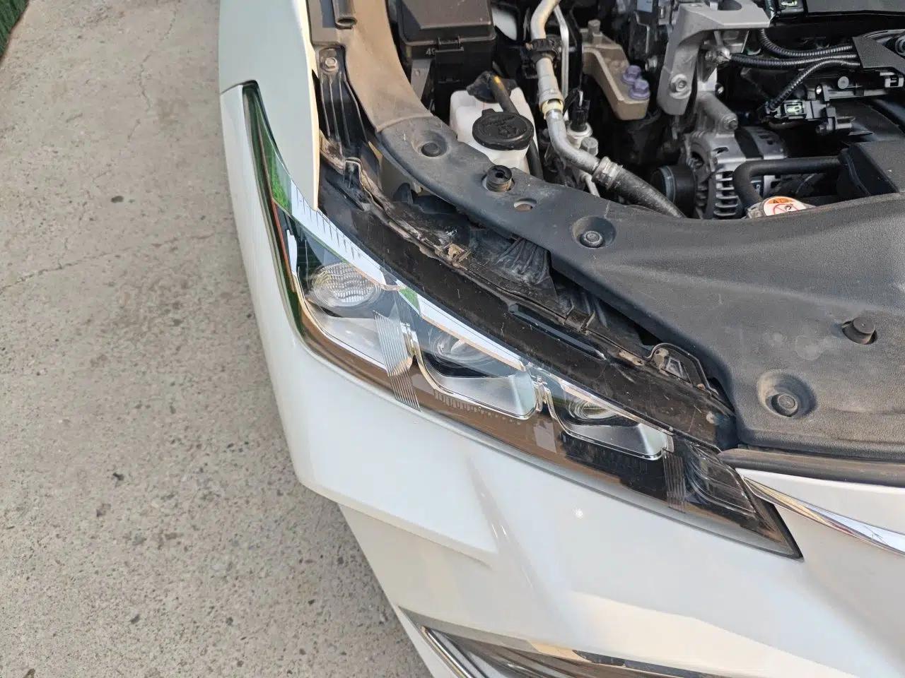 Toyota Avalon 2019 2.0L Luxury Edition China VI Standard — миниатюра 7