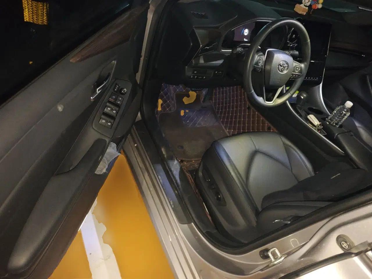 Toyota Avalon 2023 2.0L Premium Edition — миниатюра 16