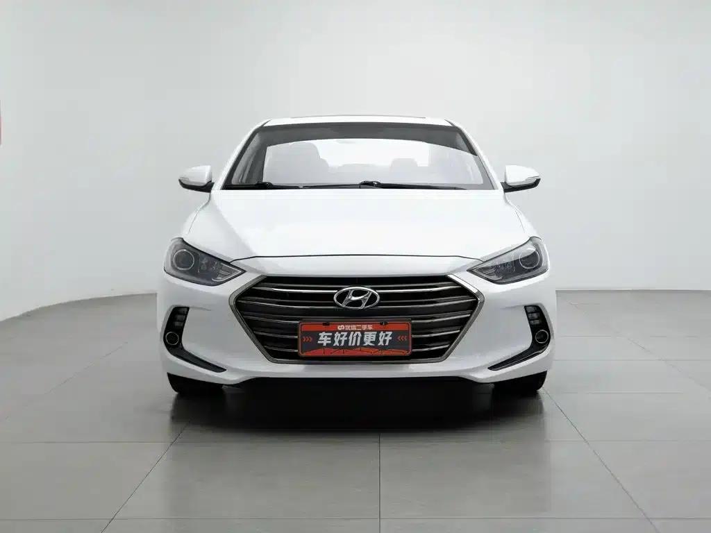 Hyundai Elantra 2016 1.6L Automatic Smart Elite Edition — миниатюра 3