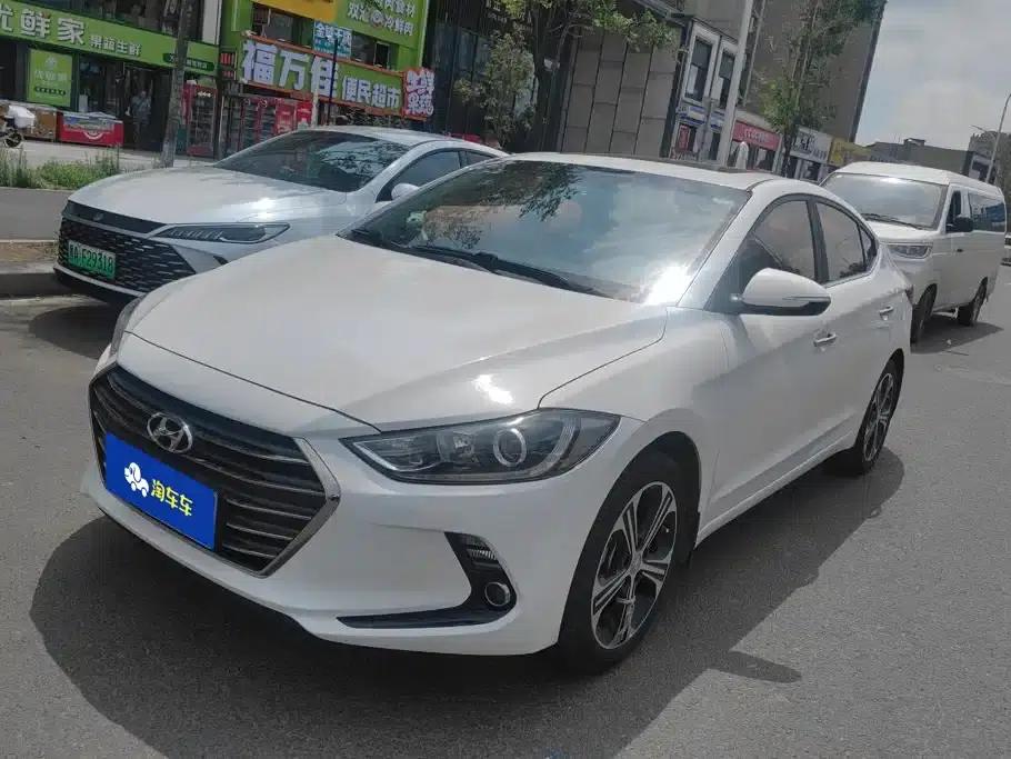 Hyundai Elantra 2018 1.4T Dual-Clutch Dynamic & Vitality Edition — миниатюра 1