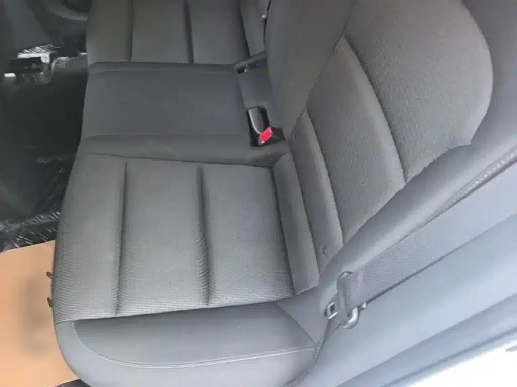 Hyundai Elantra 2016 1.6L Automatic Smart Elite Edition — миниатюра 17