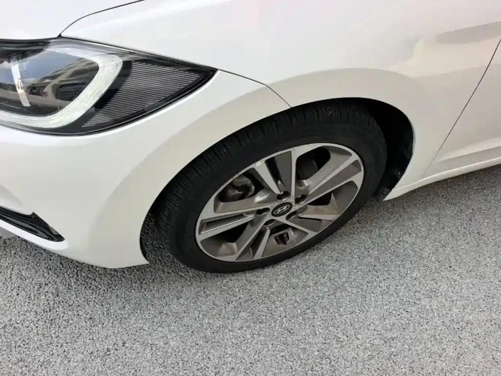 Hyundai Elantra 2016 1.6L Automatic Smart Elite Edition — миниатюра 23