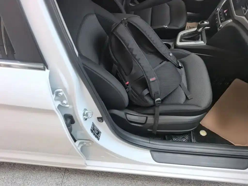 Hyundai Elantra 2016 1.6L Automatic Smart Elite Edition — миниатюра 25