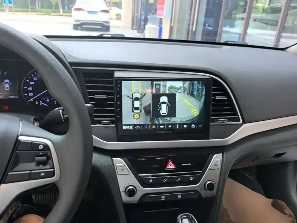 Hyundai Elantra 2016 1.6L Automatic Smart Elite Edition — миниатюра 10