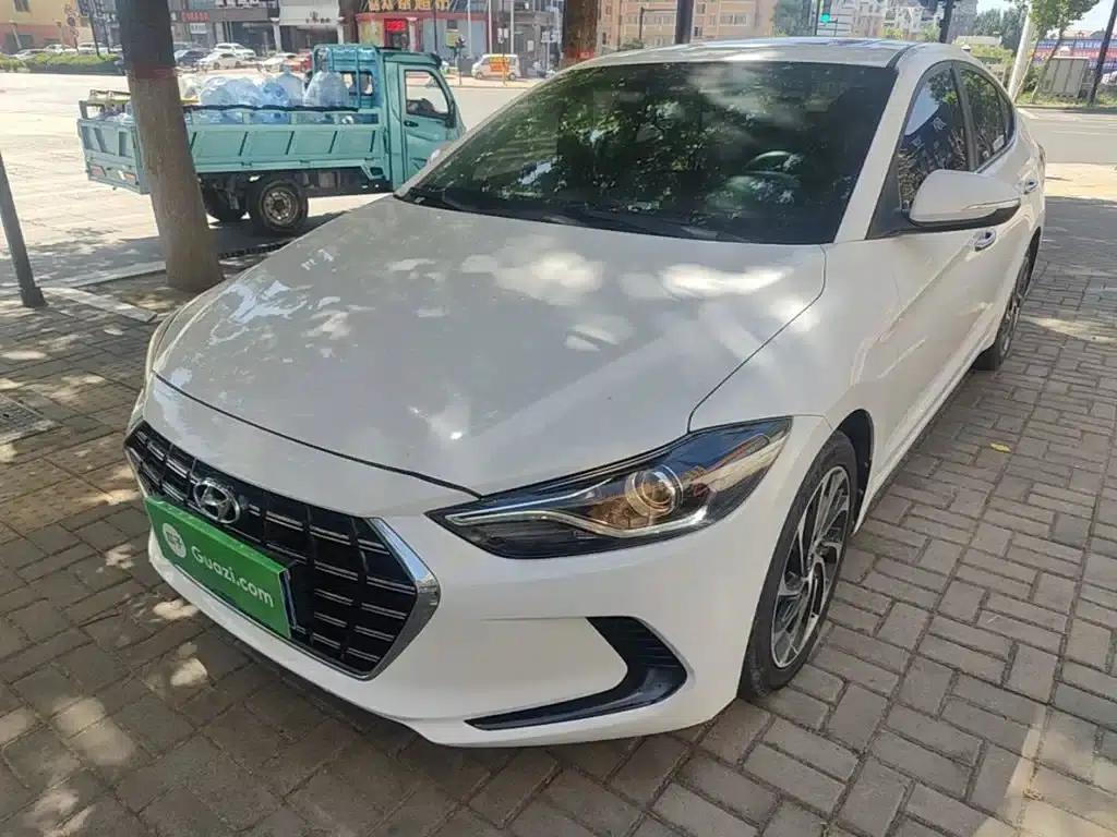 Hyundai Elantra 2020 1.5L CVT Smart Elite Edition — миниатюра 1