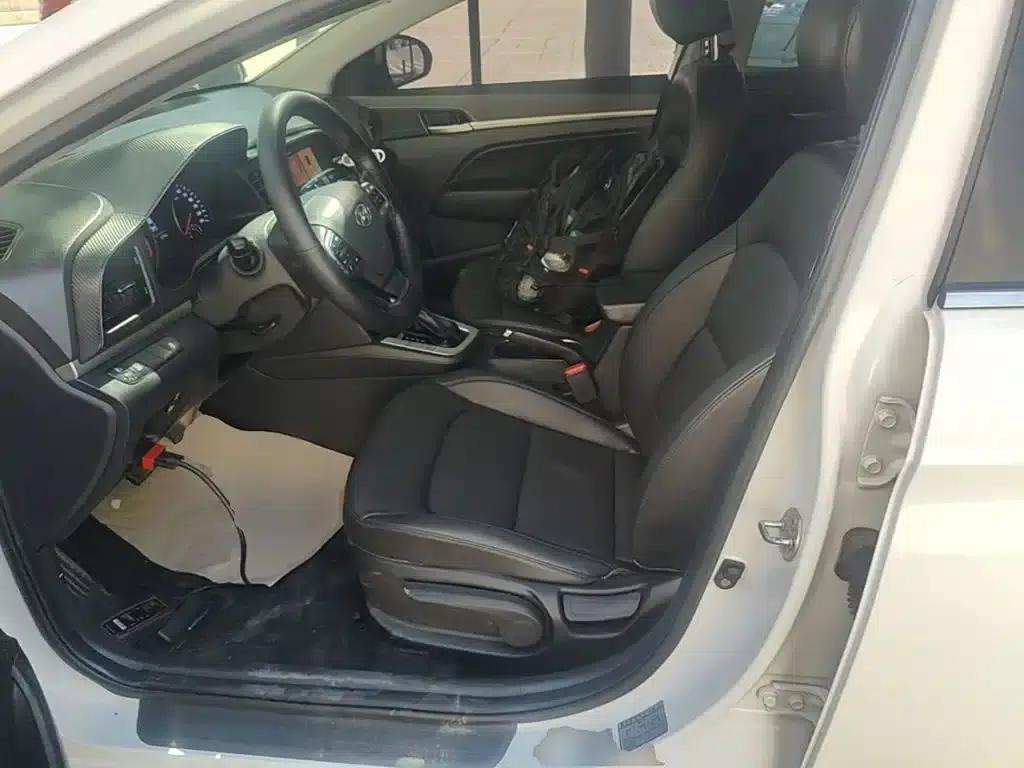 Hyundai Elantra 2020 1.5L CVT Smart Elite Edition — миниатюра 15