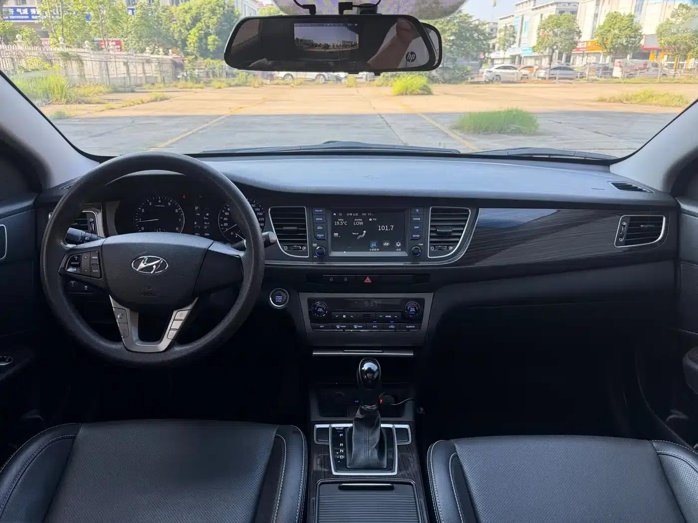 Hyundai Mistra 2016 1.6T Automatic Intelligent GLS — миниатюра 12