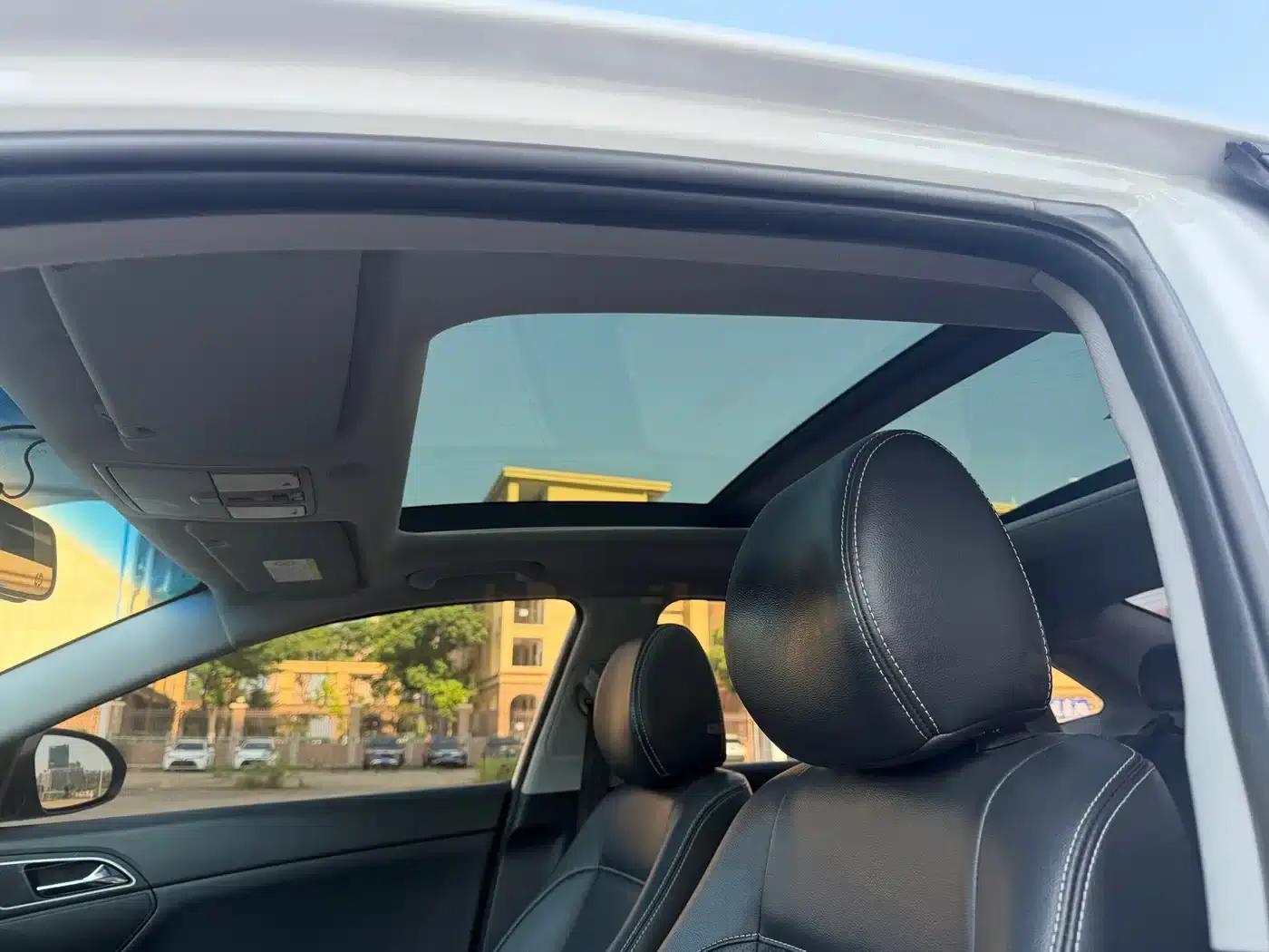Hyundai Mistra 2016 1.6T Automatic Intelligent GLS — миниатюра 13