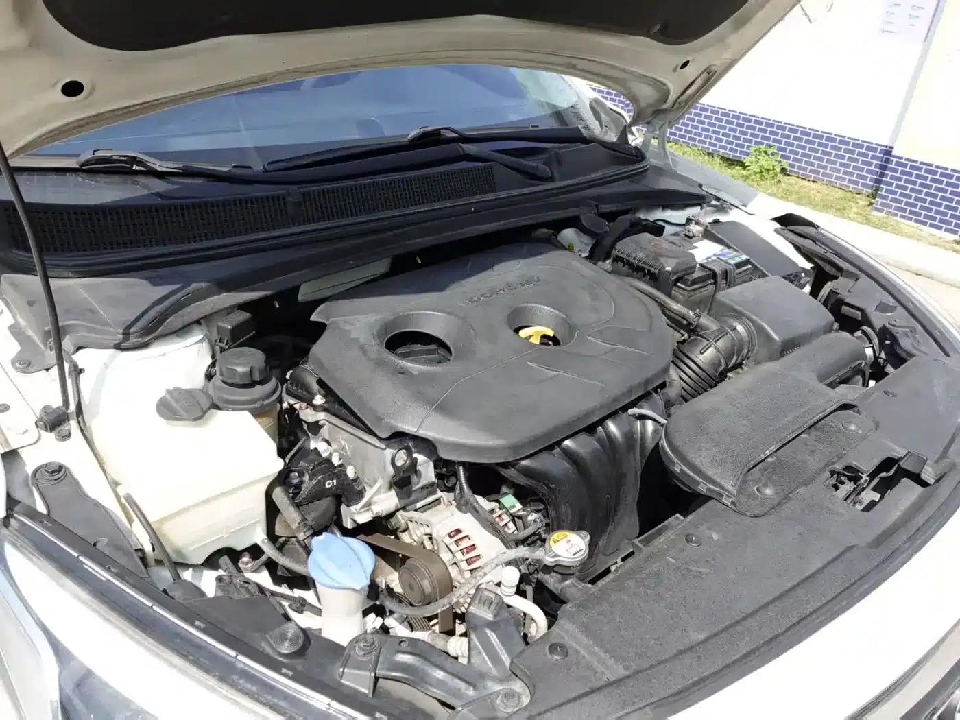 2014 Mistra 1.8L Automatic Intelligent GLS — миниатюра 18