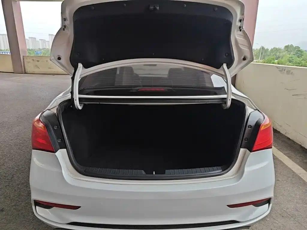Hyundai Mistra 2017 1.8L Automatic Intelligent GLS (National V Emission Standard) — миниатюра 19