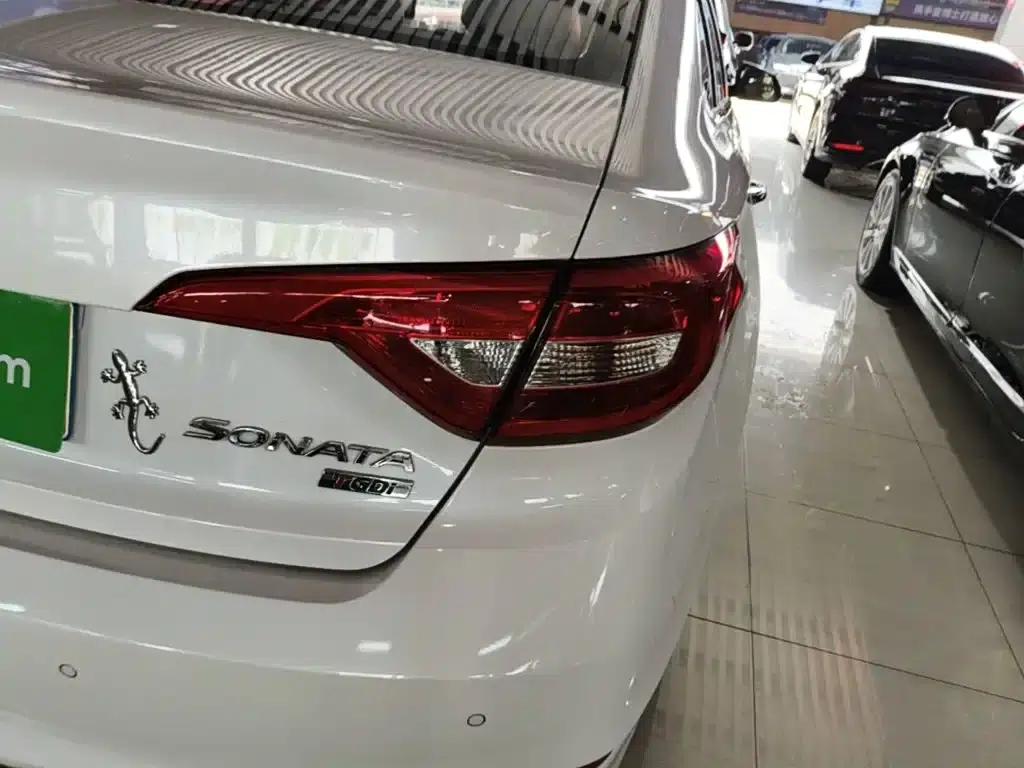 Sonata 2015 1.6T GLS Smart — миниатюра 24
