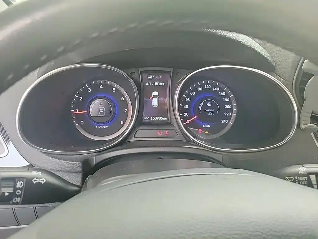 Santa Fe 2013 2.4L Automatic 2WD Smart Edition — миниатюра 8