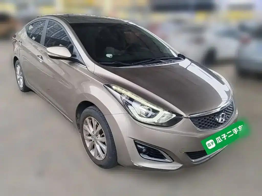 Hyundai Elantra 2016 1.6L Automatic Premium Edition — миниатюра 7